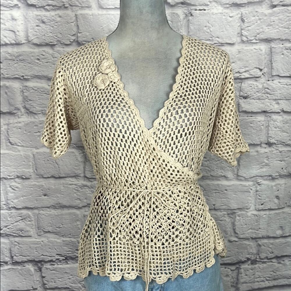 Crochet knit blouse